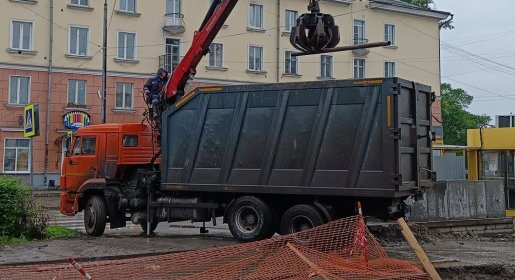 Ломовоз Услуги ломовозов от 2500 руб/час за смену взять в аренду, заказать, цены, услуги - Лиски