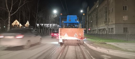 Уборка улиц и дорог спецтехникой и дорожными уборочными машинами стоимость услуг и где заказать - Воронеж