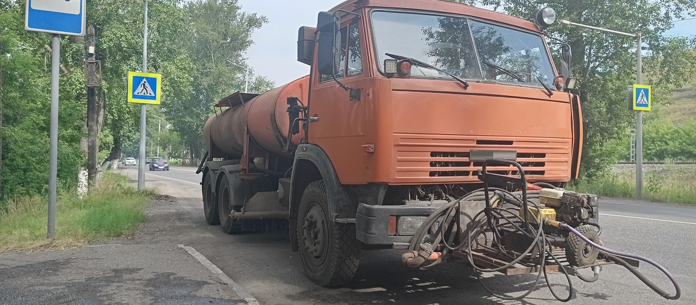 Продажа поливомоечных машин для уборки дорог и поливки зеленых насаждений в Воронеже