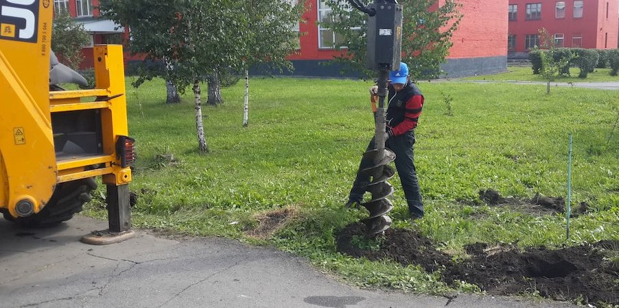 Услуги по бурению грунта под столбы и фундамент в Воронежской области